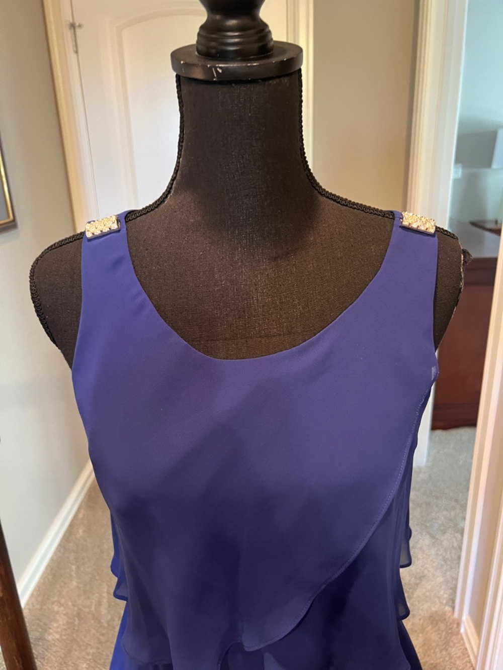 Elegant Royal Blue Tiered Chiffon Midi Dress with Embellished Straps - Picture 4 of 10
